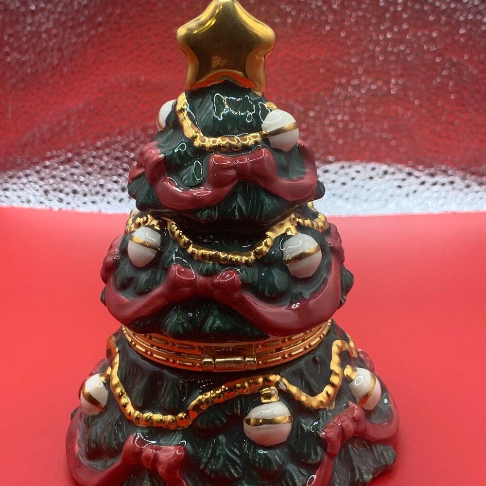 Charter Club Winter Garland Christmas Tree Trinket Box WOB